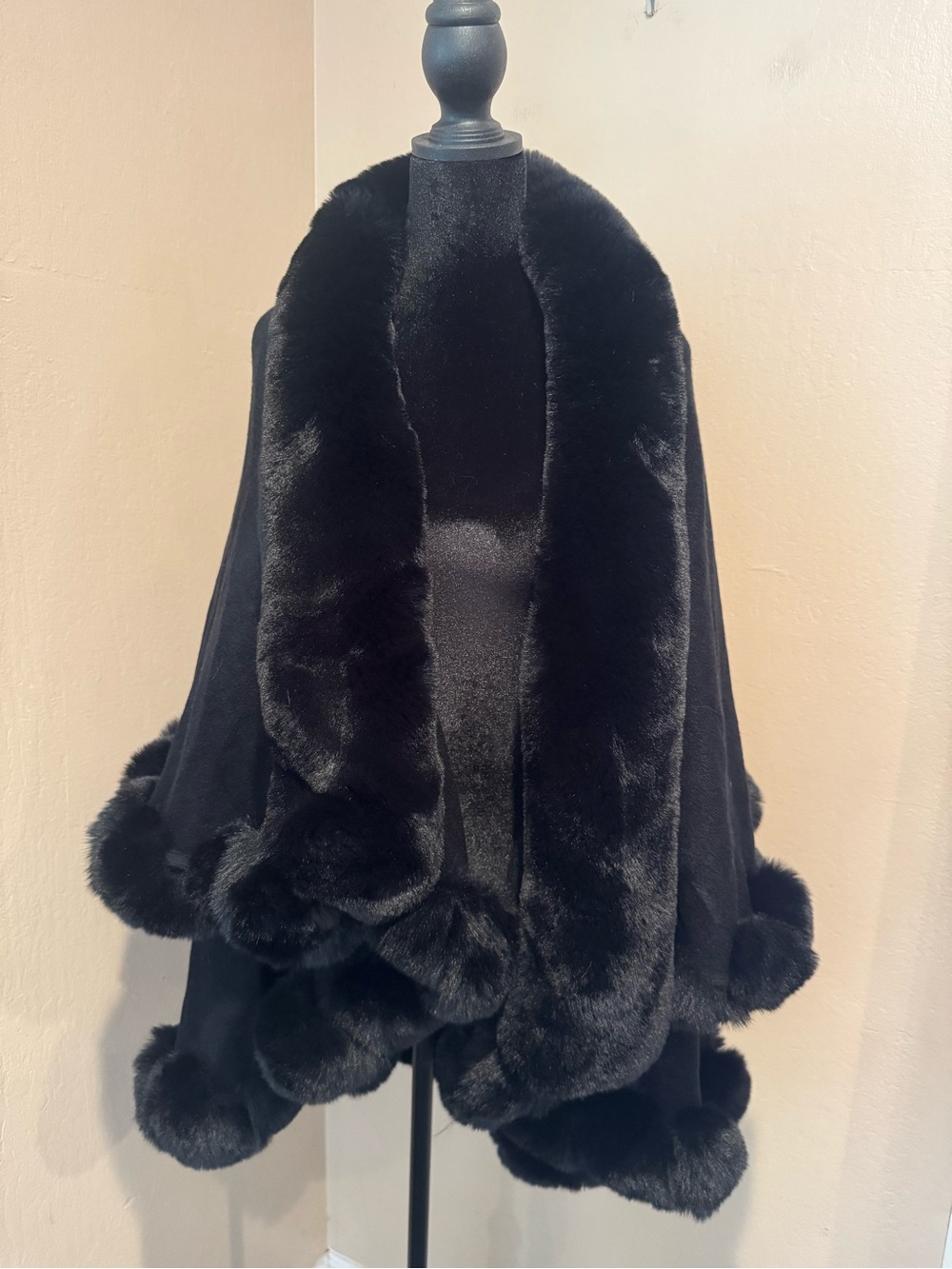 Luxurious Soft Black Faux Fur-Trim Cape One Size S-XXL